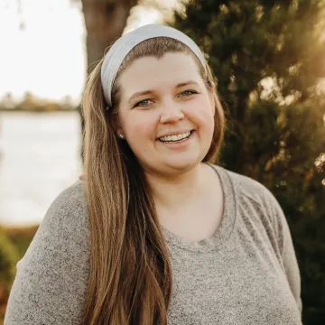 Headshot of Lea Morgan.